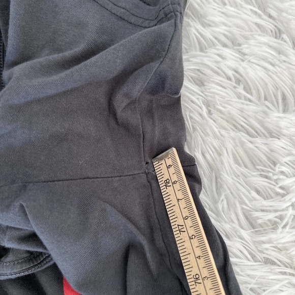 O'Neill Black Short Sleeve Tee with Graphic - Picture 3 of 10